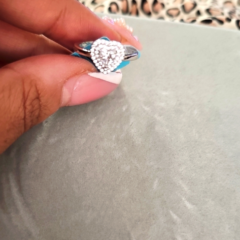NWT Moissanite Heart Ring Size 7 Sterling Silver